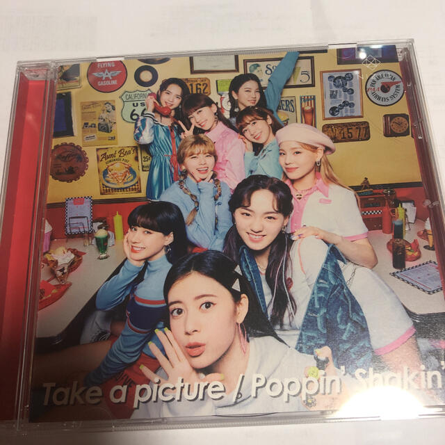 NiziU take a picture CD エンタメ/ホビーのタレントグッズ(アイドルグッズ)の商品写真