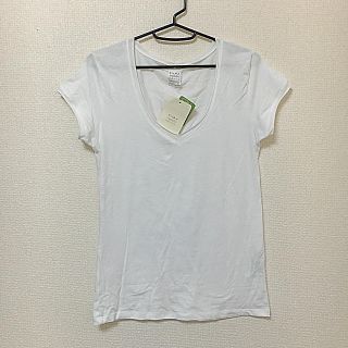 ザラ(ZARA)の新品ZARA VネックTシャツ(Tシャツ(半袖/袖なし))