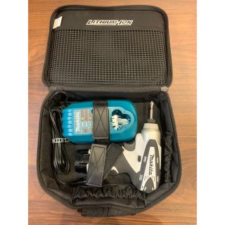 マキタ(Makita)のMakita 充電式インパクトドライバー 10.8V 差込み式(工具)