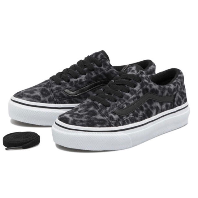 VANS(ヴァンズ)の【VANS】ヴァンズ オールドスクール 22cm V36CK LEO BLACK キッズ/ベビー/マタニティのキッズ靴/シューズ(15cm~)(スニーカー)の商品写真