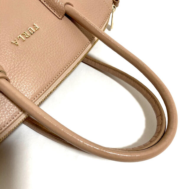 Furla(フルラ)のかすみ様専用【正規品】美品✨FURLA フルラ　ハンドバッグ レディースのバッグ(ハンドバッグ)の商品写真