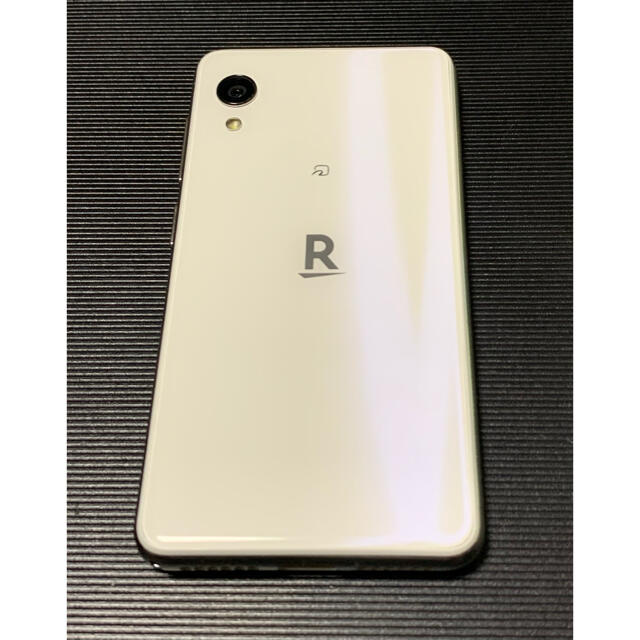 Rakuten(ラクテン)のRakuten Mini スマホ/家電/カメラのスマートフォン/携帯電話(スマートフォン本体)の商品写真