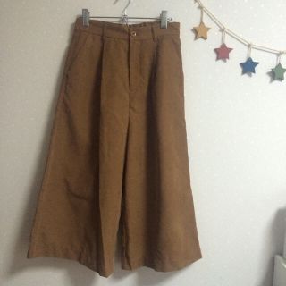 ダブルクローゼット(w closet)のクロップドワイドパンツ(クロップドパンツ)