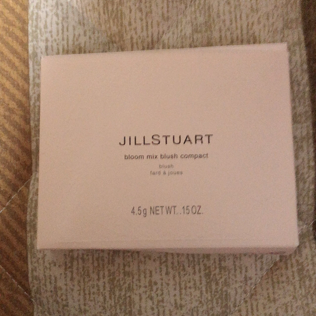 JILLSTUART(ジルスチュアート)の新品チークブラシ付き　ジルスチュアート　ミックスブラッシュ  コンパクト01  コスメ/美容のベースメイク/化粧品(チーク)の商品写真