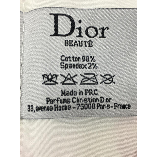 Dior(ディオール)の【新品】Dior 　非売品　ノベルティ　①ジュエリーケース　② 巾着　2点セット レディースのファッション小物(ポーチ)の商品写真