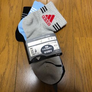 アディダス(adidas)のキッズソックス(靴下/タイツ)