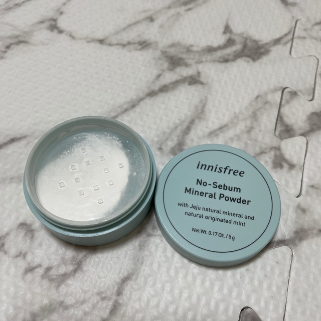 Innisfree(イニスフリー)のイニスフリー Innisfree ミネラルパウダー コスメ/美容のベースメイク/化粧品(フェイスパウダー)の商品写真