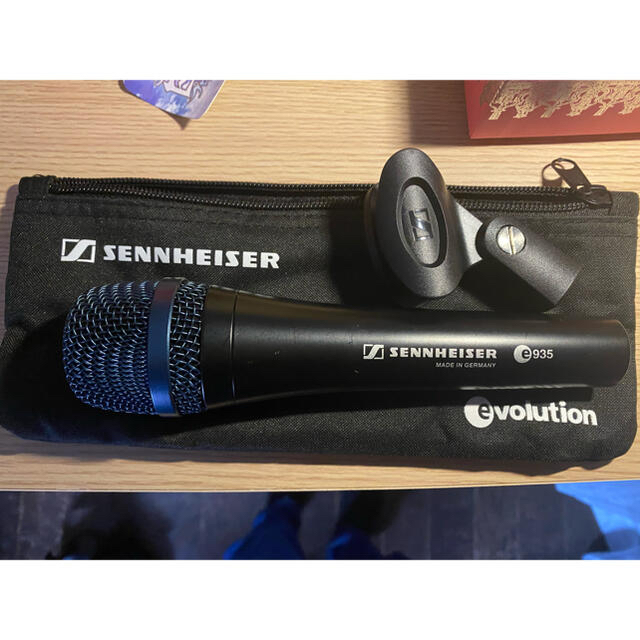 SENNHEISER(ゼンハイザー)のゼンハイザー　マイク e935 楽器のレコーディング/PA機器(マイク)の商品写真