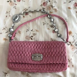 miumiu　ナッパクリスタル　ピンク