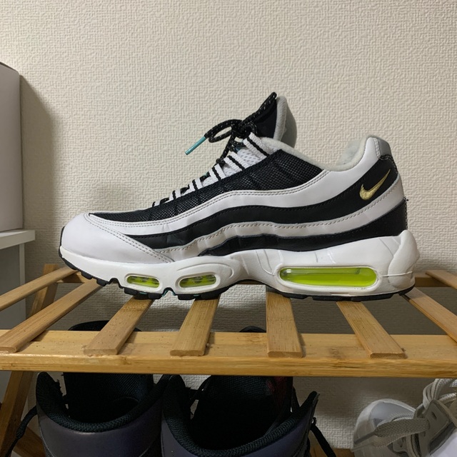 NIKE(ナイキ)のNIKE AIR MAX 95 QS GREEDY メンズの靴/シューズ(スニーカー)の商品写真