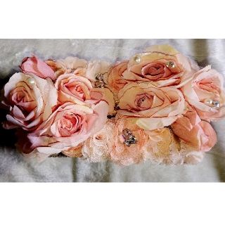 【ハンドメイド】お花 ビジュー いっぱい ティッシュケース(雑貨)