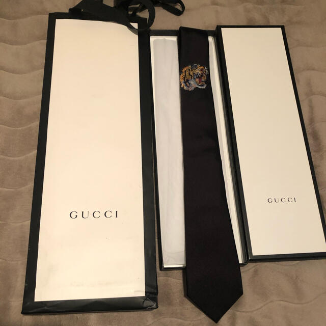 Gucci(グッチ)のGUCCI ネクタイ　虎 メンズのファッション小物(ネクタイ)の商品写真
