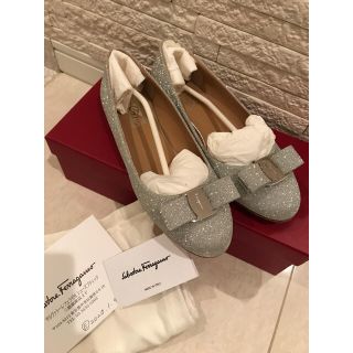 サルヴァトーレフェラガモ(Salvatore Ferragamo)のパンプス　美品(バレエシューズ)