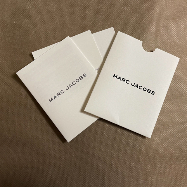 MARC JACOBS(マークジェイコブス)のマーク ジェイコブス トラベラー トートバッグ ミニ ベージュ｜新品・正規品 レディースのバッグ(トートバッグ)の商品写真