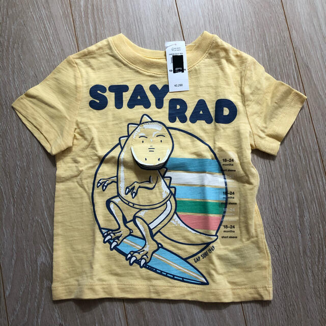 babyGAP(ベビーギャップ)のbaby GAP トップス キッズ/ベビー/マタニティのベビー服(~85cm)(Ｔシャツ)の商品写真