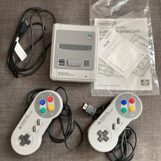 スーパーファミコン(スーパーファミコン)のニンテンドークラシックミニ　スーパーファミコンミニ(家庭用ゲーム機本体)