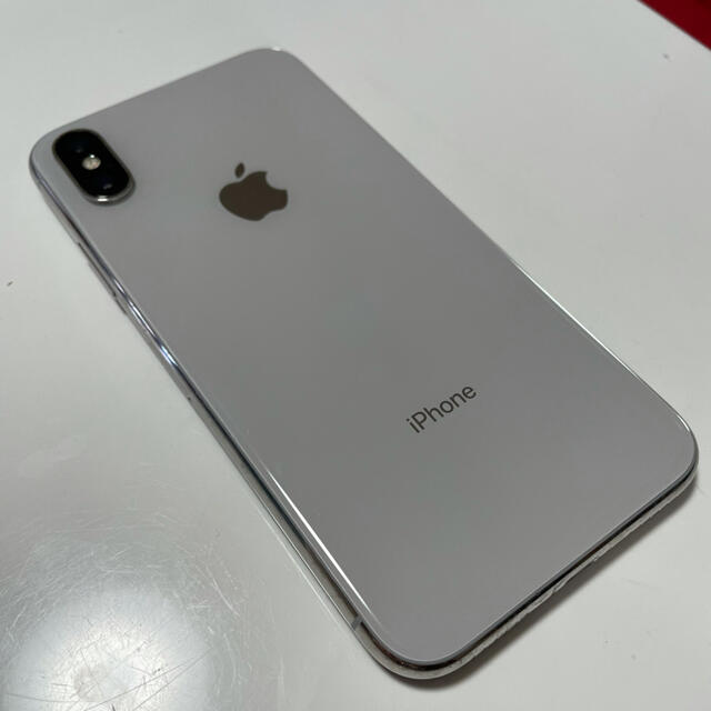 iPhone(アイフォーン)のiPhone X silver 64GB SIMフリー スマホ/家電/カメラのスマートフォン/携帯電話(スマートフォン本体)の商品写真