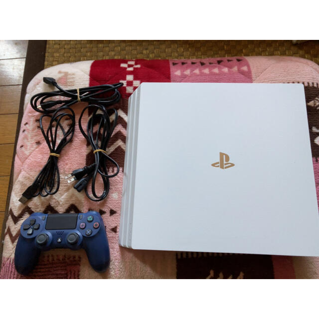 PlayStation 4 Pro グレイシャー・ホワイト 1TB 7200 - www ...