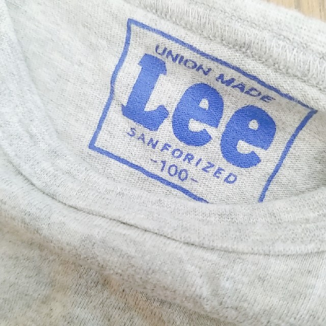 Lee(リー)のLee  グレー　ロンT 長袖　男女可　100 キッズ/ベビー/マタニティのキッズ服男の子用(90cm~)(Tシャツ/カットソー)の商品写真