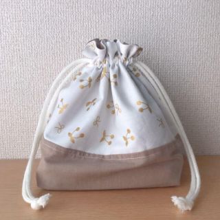 さくらんぼ ハンドメイド 巾着(外出用品)