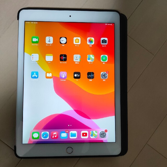 iPad air2 Wi Fi＋Cellular版 GB ソフトバンク は自分にプチご褒美を