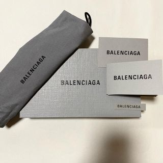 Balenciaga - 新品未使用！送料込み☆BALENCIAGA☆Cash カードケースの