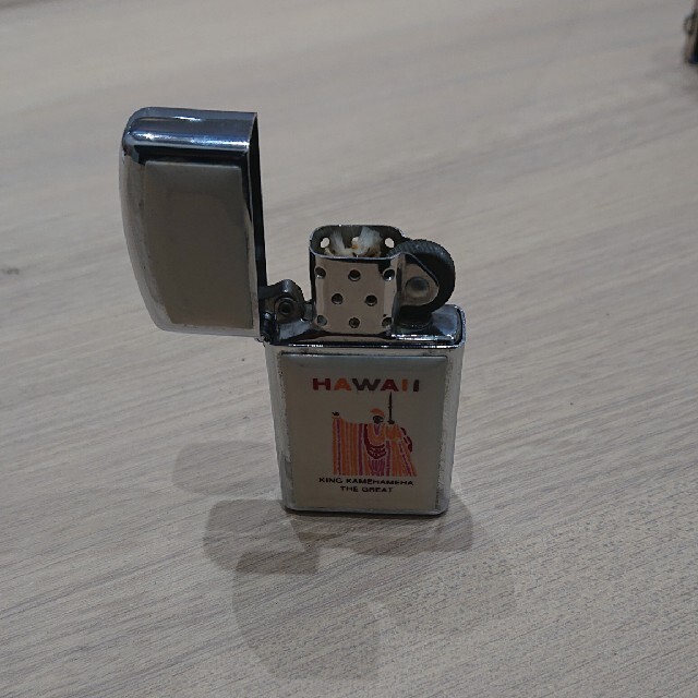 ZIPPO(ジッポー)のジッポライター  HAWAII メンズのファッション小物(タバコグッズ)の商品写真