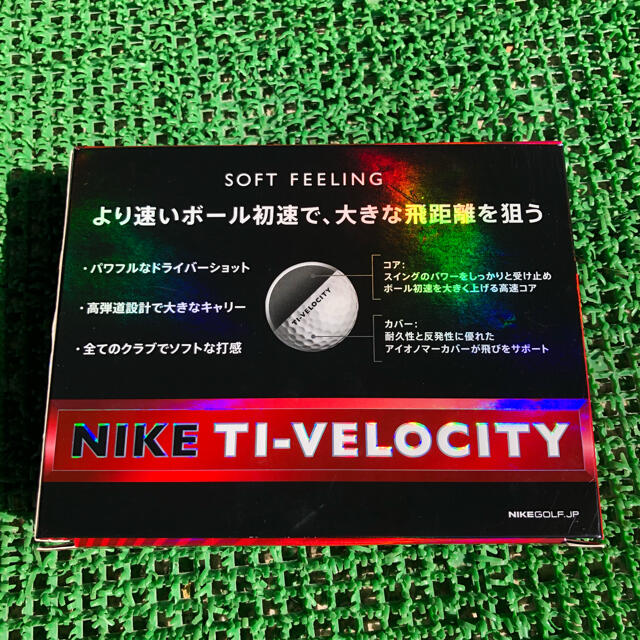 NIKE(ナイキ)のNIKE ゴルフボール　Tl-VELOCITY 12球 チケットのスポーツ(ゴルフ)の商品写真