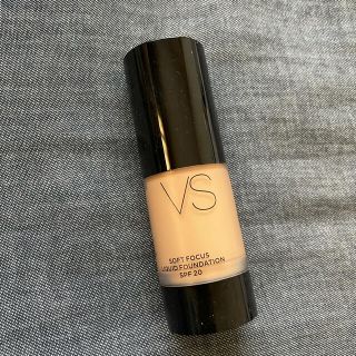 ヴィクトリアズシークレット(Victoria's Secret)の【未使用】Victoria's Secret リキッドファンデーション(ファンデーション)