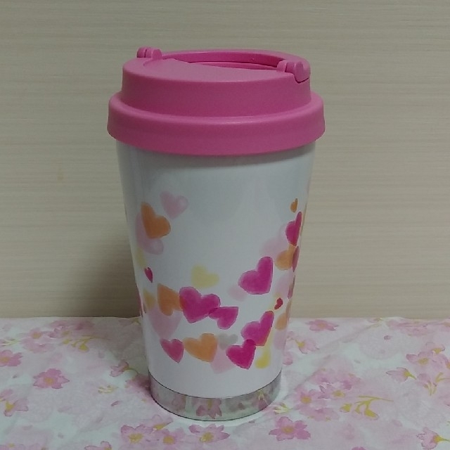 Starbucks Coffee(スターバックスコーヒー)の☆新品☆　スターバックス　togoタンブラー　バレンタイン　ハート　2017 インテリア/住まい/日用品のキッチン/食器(タンブラー)の商品写真