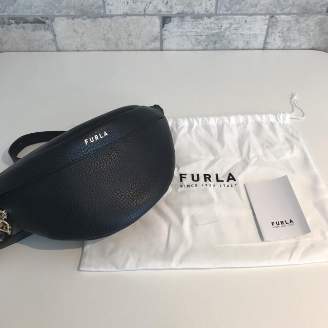 Furla(フルラ)の【新品 未使用】フルラ  Piper XL ベルトバッグ　ブラック レディースのバッグ(ボディバッグ/ウエストポーチ)の商品写真