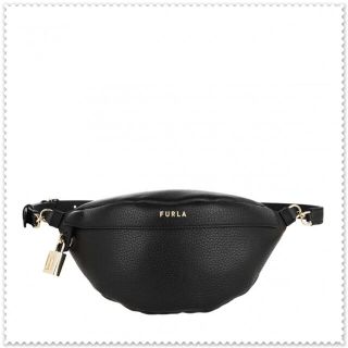 FURLA(ボディバッグ/ウエストポーチ)のフリマアイテム一覧 FURLA(ボディバッグ/ウエストポーチ)のフリマアイテム一覧