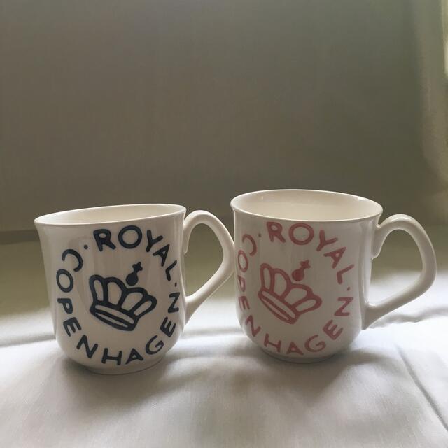 ROYAL COPENHAGEN(ロイヤルコペンハーゲン)の新品　ロイヤルコペンハーゲン　ニューシグネチャー　ペア　マグカップ インテリア/住まい/日用品のキッチン/食器(グラス/カップ)の商品写真