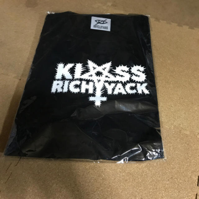 MILKBOY(ミルクボーイ)のKRY TENOHIRA ブラック　BIG Tシャツ新品KRYCLOTHING  レディースのトップス(Tシャツ(半袖/袖なし))の商品写真