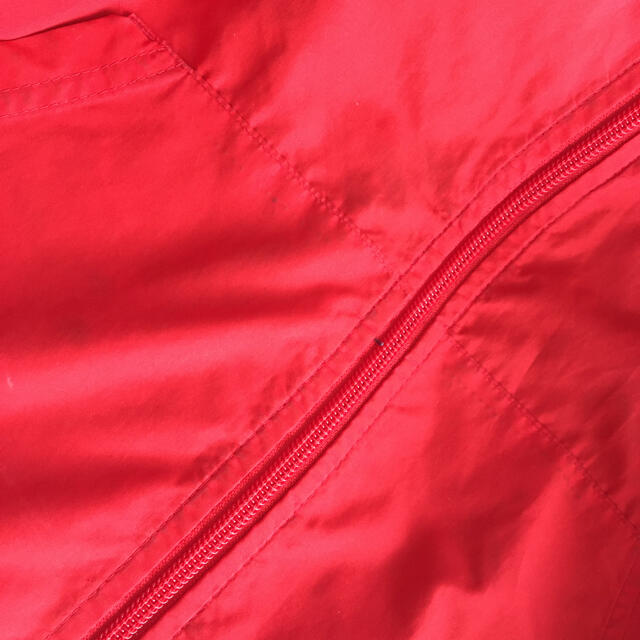 NIKE(ナイキ)のNIKE ジャンパー　140サイズ キッズ/ベビー/マタニティのキッズ服男の子用(90cm~)(ジャケット/上着)の商品写真