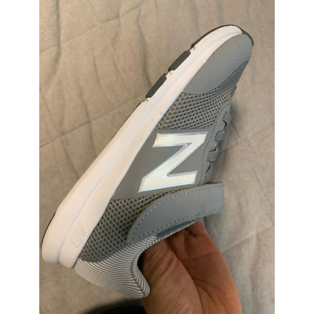 New Balance(ニューバランス)のニューバランス　スニーカー　18.5cm PREMUS キッズ/ベビー/マタニティのキッズ靴/シューズ(15cm~)(スニーカー)の商品写真