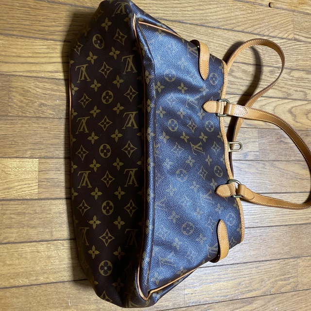 LOUIS VUITTON(ルイヴィトン)のLOUIS VUITTON  ルイヴィトン　バッグ レディースのバッグ(トートバッグ)の商品写真