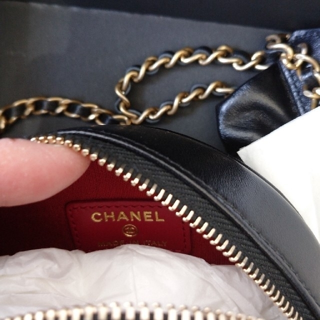 CHANEL(シャネル)のやすべえ様専用 シャネル チェーンクラッチ チェーンバッグ CHANEL レディースのバッグ(ショルダーバッグ)の商品写真