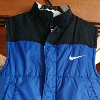 ナイキ(NIKE)のNIKE ナイキ　ベスト　キッズ(ジャケット/上着)