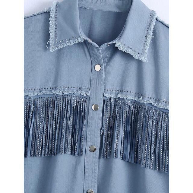 ZARA(ザラ)の🌼春新作💐4012◆スタッズ フリンジ デニム シャツ ジャケット レディースのトップス(シャツ/ブラウス(長袖/七分))の商品写真