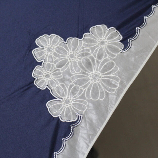 《シャルルジョルダン》新品 軽量 刺繍 晴雨兼用折りたたみ傘 遮光生地使用