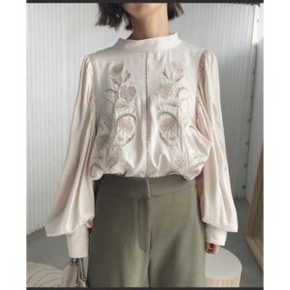 アメリヴィンテージ(Ameri VINTAGE)の[AMERI] LADY EMBROIDERY PUFF BLOUSE(シャツ/ブラウス(長袖/七分))