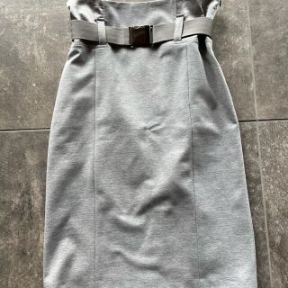 ブルネロクチネリ(BRUNELLO CUCINELLI)の3月いっぱいで削除予定　ブルネロクチネリ(GUNEX)(ひざ丈スカート)