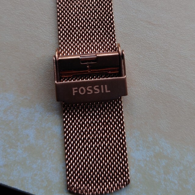 FOSSILのハイブリッド時計