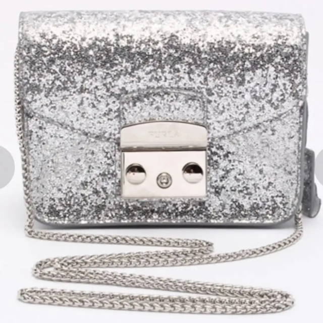 FURLA - 定価６万円 人気即完売 限定品 フルラ メトロポリスグリッターシルバー
