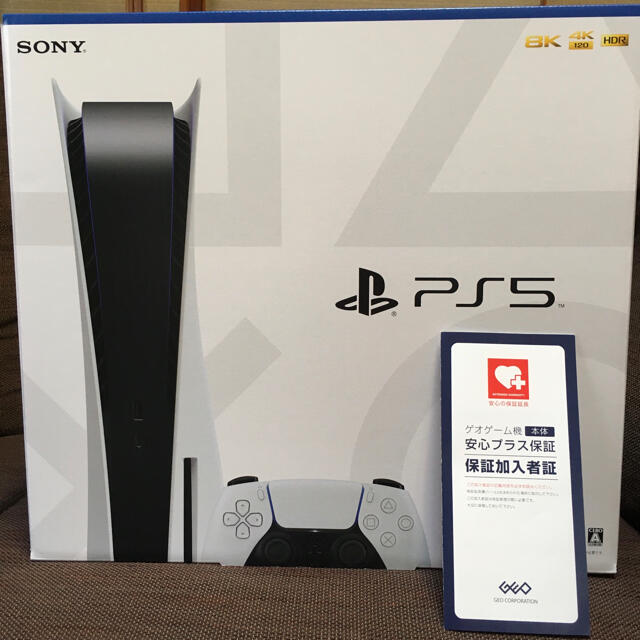 PlayStation(プレイステーション)のPlayStation5 ディスクドライブ搭載 3年保証付　新品　未使用　未開封 エンタメ/ホビーのゲームソフト/ゲーム機本体(家庭用ゲーム機本体)の商品写真