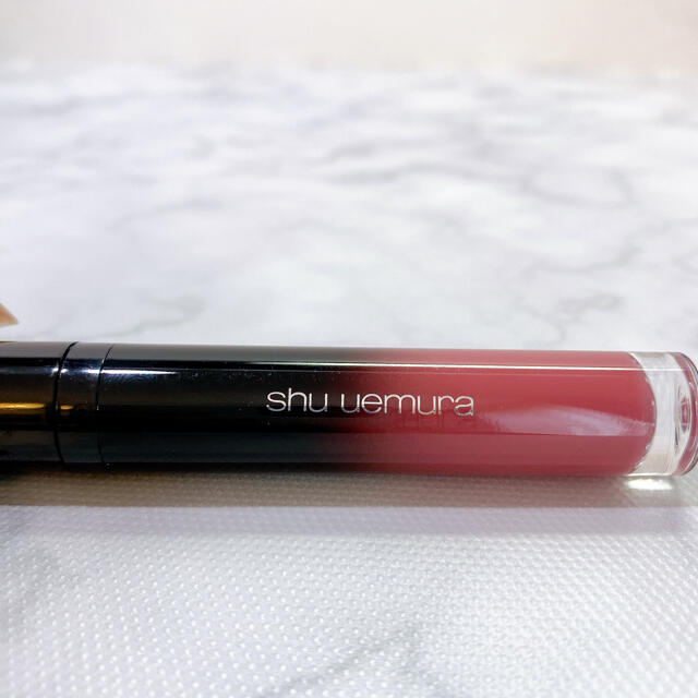 shu uemura(シュウウエムラ)の美品 シュウ ウエムラ shu uemura ラックシュプリア リップグロス コスメ/美容のベースメイク/化粧品(リップグロス)の商品写真