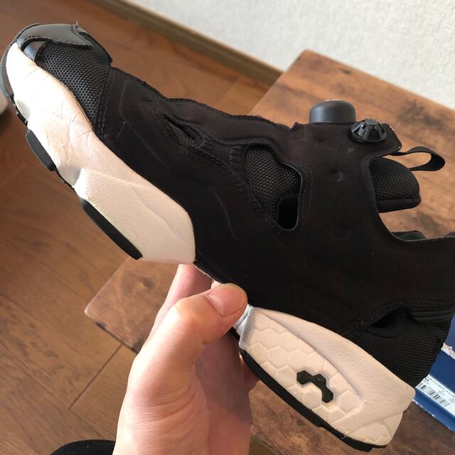 Reebok(リーボック)の【燕返し様専用】Reebok INSTAPUMP FURY OG 26cm メンズの靴/シューズ(スニーカー)の商品写真