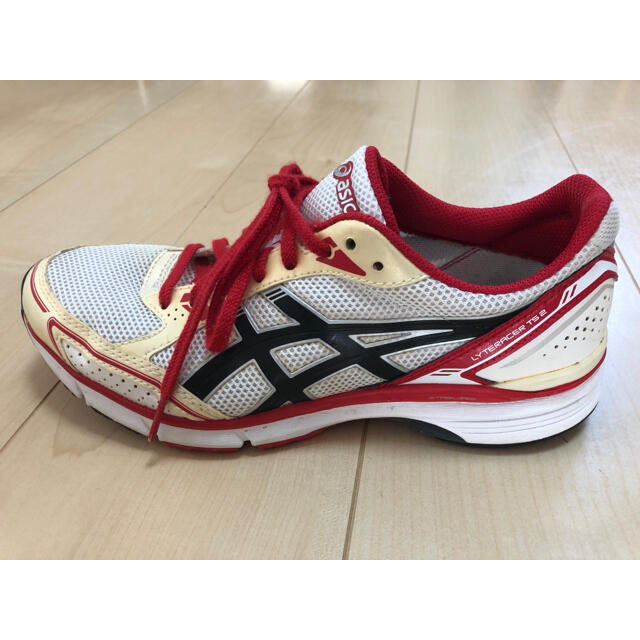 asics(アシックス)のお値下げ！asicsライトレーサー/25.5cm スポーツ/アウトドアのランニング(シューズ)の商品写真