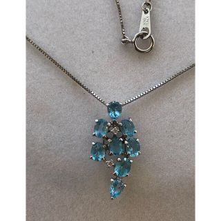 ジュエリーツツミ(JEWELRY TSUTSUMI)のなやた様専用K10 WGブルートパーズネックレス(ネックレス)